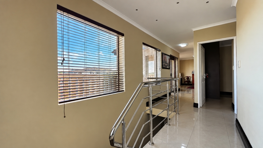 4 Bedroom Property for Sale in Parklands Western Cape